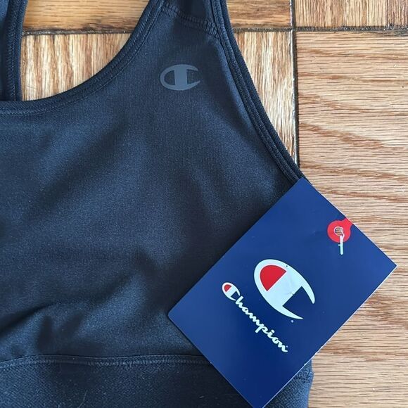 ✨NWT✨Champion Sports Bra Black Size Small - Picture 2 of 6